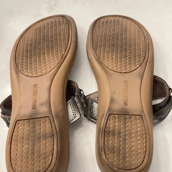 Minnetonka Silver Sandals with Metallic Embellishments - Picture 3 of 4